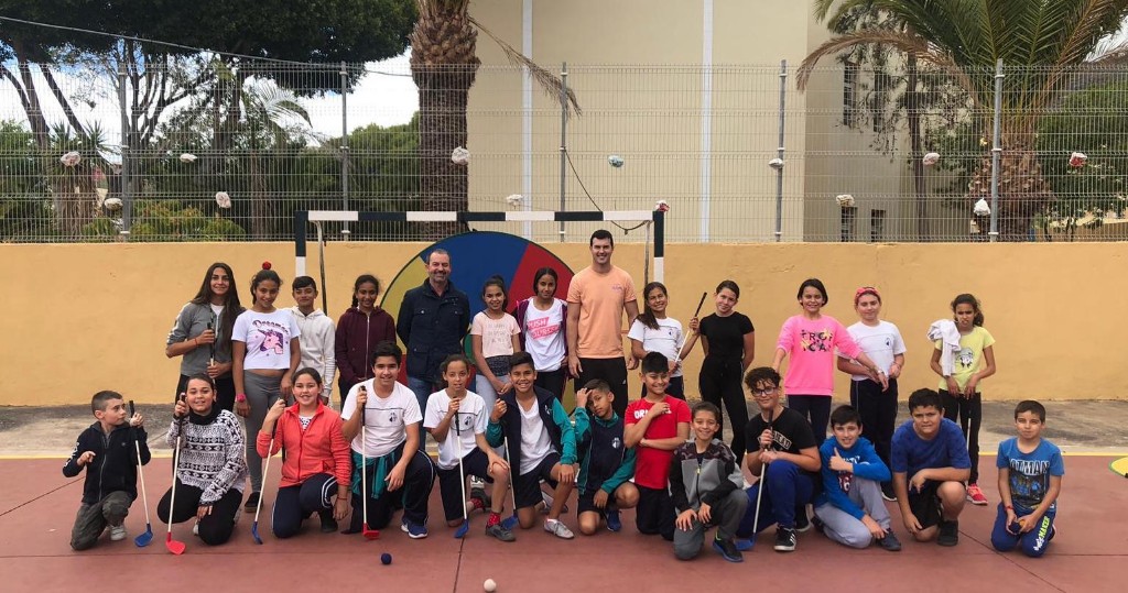 La Federación Canaria de Golf mantiene el convenio de promoción y práctica del deporte del Golf en los Colegios del municipio de Arona.