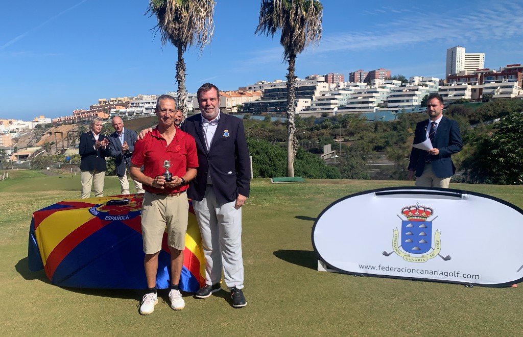 Victoria de César Fernández de Caleya en el I Puntuable Nacional de Pitch & Putt 2024